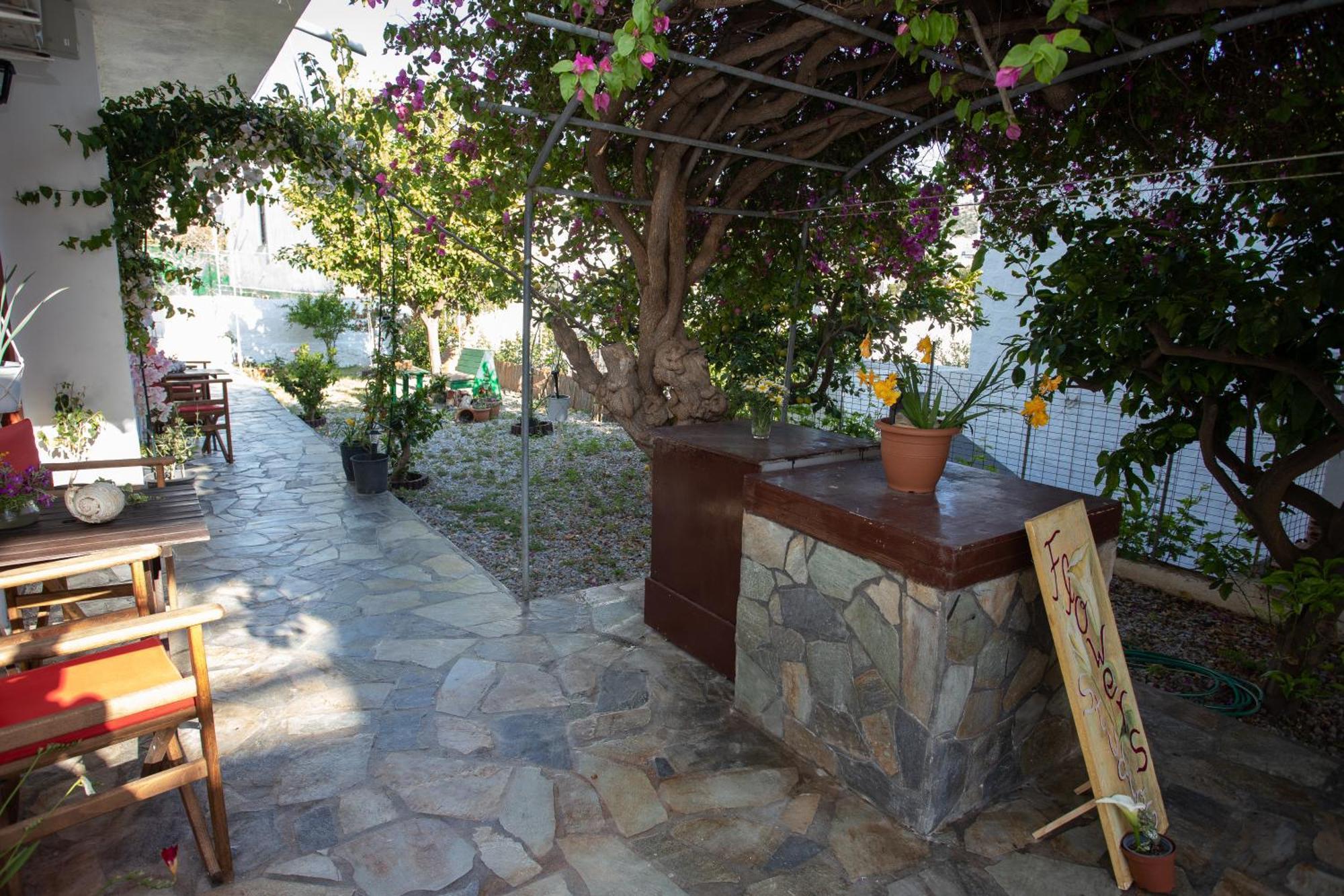 Flowers Studios Skála Exterior foto